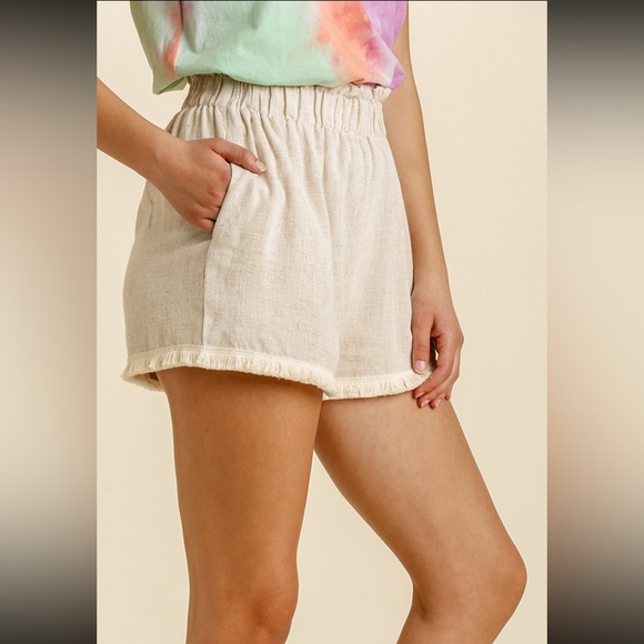 Umgee Pants - U3. NEW UMGEE Linen Blend Shorts Oatmeal Paperbag Waist Pockets New Item